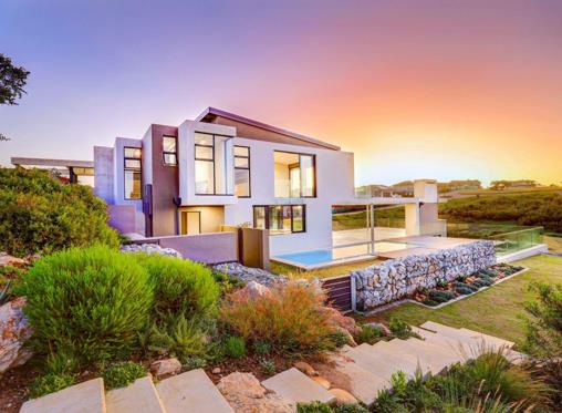 How to Price Your Property Right for a Quick Sale